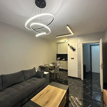 Diamond Casa With Free Private Parking